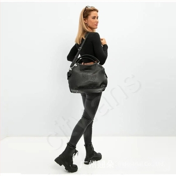 PU Tote táska, vödör alak, utcai stílus, cipzáras nyitás, belső zsebek: cipzáras zseb, telefontartó zseb, belső zseb cipzárral