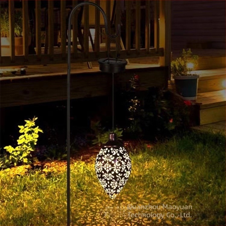 Kovácsoltvasból készült napelemes LED-lámpa IP55 vízálló, vízcsepp mintával kültéri kerthez és udvarhoz, dekoratív vetítő fény, modell MY-0058