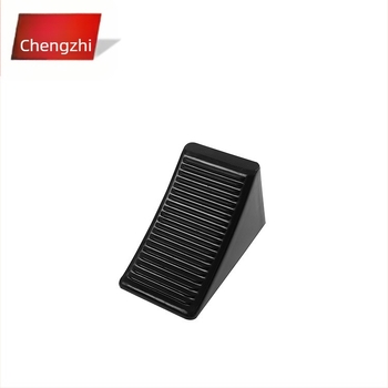 Gumiból készült háromszög alakú csúszásgátló blokk autókhoz – Cheng Zhi márka