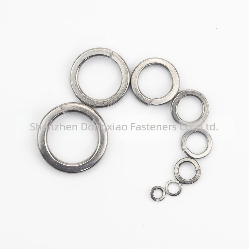 GB93 szabvány rugó alátét – készlet 600 db, dobozos, Wagao márka, anyag osztály 8