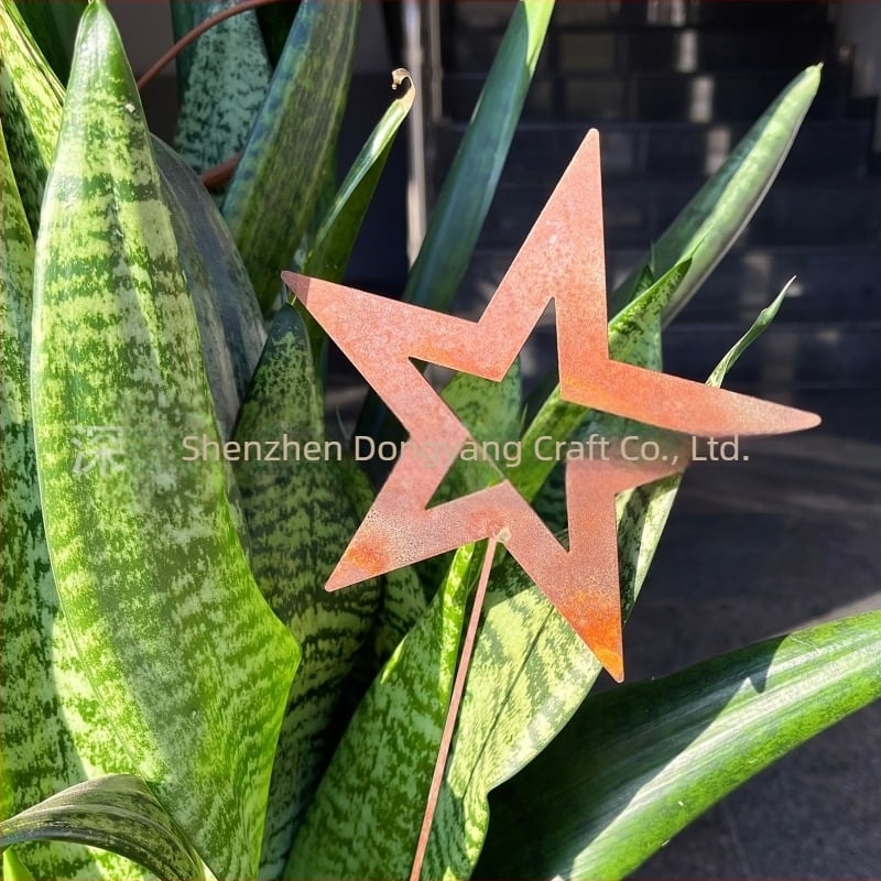 Háromdimenziós vas ötágú csillag szobor (Anyag: Vas; Márka: Dongyang Crafts; Stílus: Modern művészet; Kategória: Geometria; Csomagolás: PP zacskó)