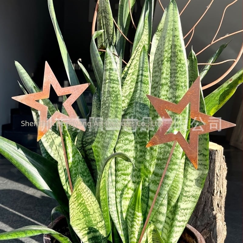 Háromdimenziós vas ötágú csillag szobor (Anyag: Vas; Márka: Dongyang Crafts; Stílus: Modern művészet; Kategória: Geometria; Csomagolás: PP zacskó)