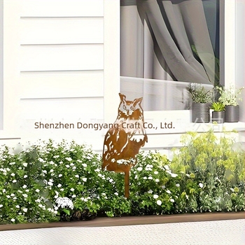 Fém bagoly kert szobor, modern minimalista stílus, kategória: állatok, alkalmas kertben, udvaron vagy irodában