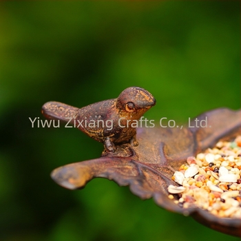 Drunk öntöttvas madáretető virág alakú – kerti dísz dugóval csatlakoztatható, fém