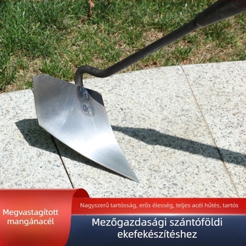 Megvastagított mangánacél háromszög kapa, talaj lazítására és árkolásra, hegyes fejjel.