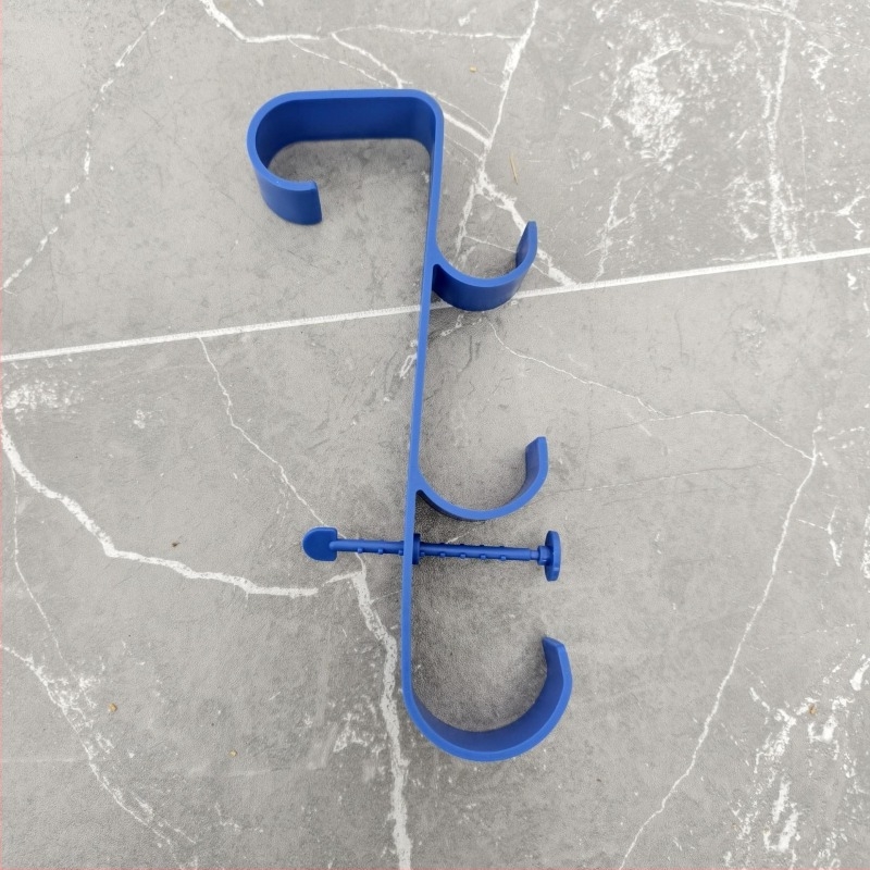 Úszómedence csőtartó, dupla horoggal, műanyagból, kültéri használatra, teherbírás 1–3 kg