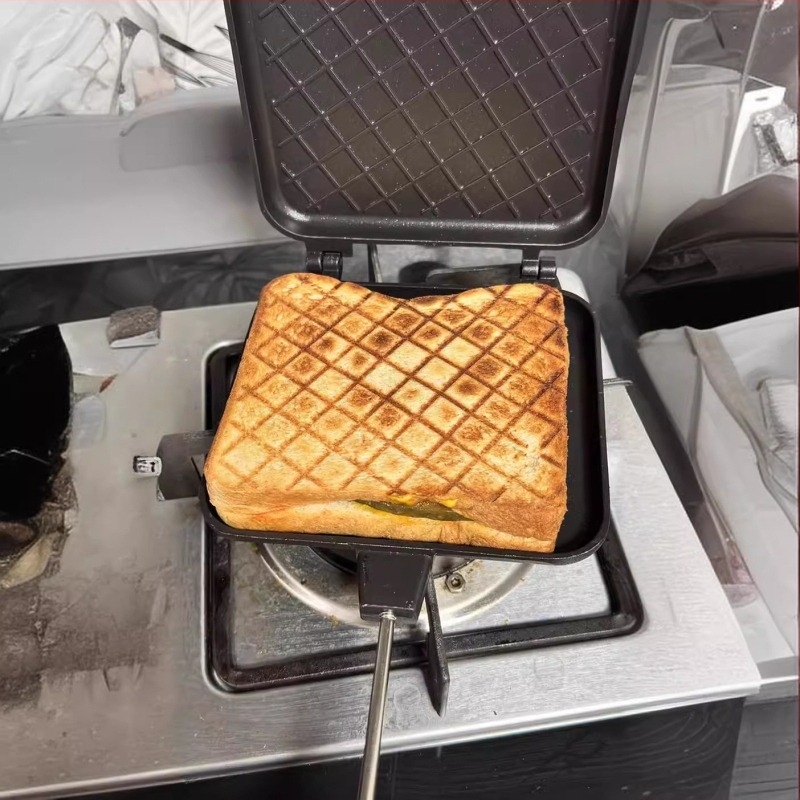 Kétoldalas, tapadásmentes szendvics serpenyő és kenyérsütő forma, alumíniumötvözet; Márka: Más; Nem importált