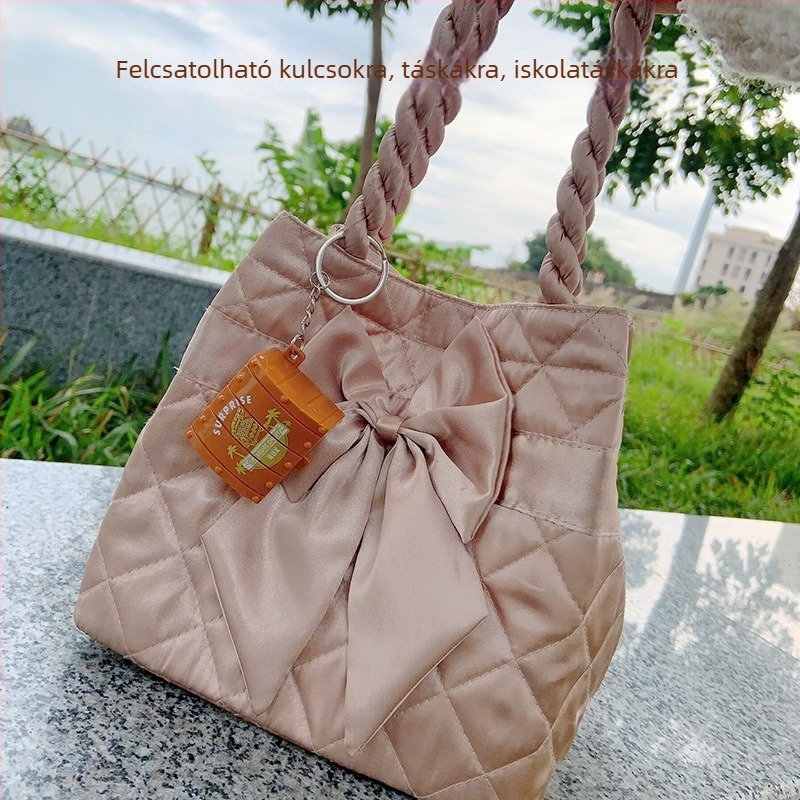 Összecsukható műanyag kulcstartó játék – kreatív lazító kincsesláda, egyedi csomagolásban, ajándék születésnapra vagy utazásra, gyereknek, barátnak vagy osztálytársnak