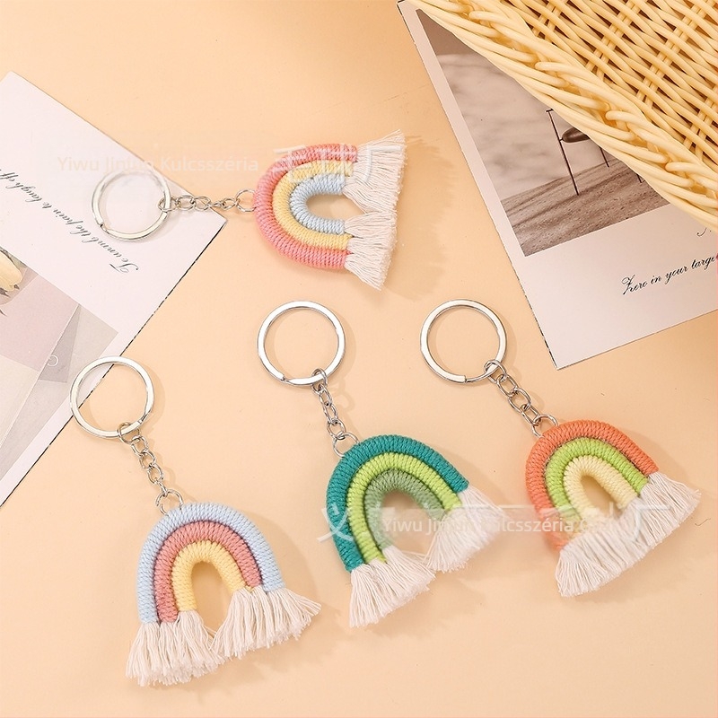 Kulcstartó - kézzel szőtt szivárvány bojttal fonott pamut fonalból (Anyag: pamut fonal; Csomagolás: egyedi csomagolás; Stílus: Modern művészet; Márka: Jin jun)
