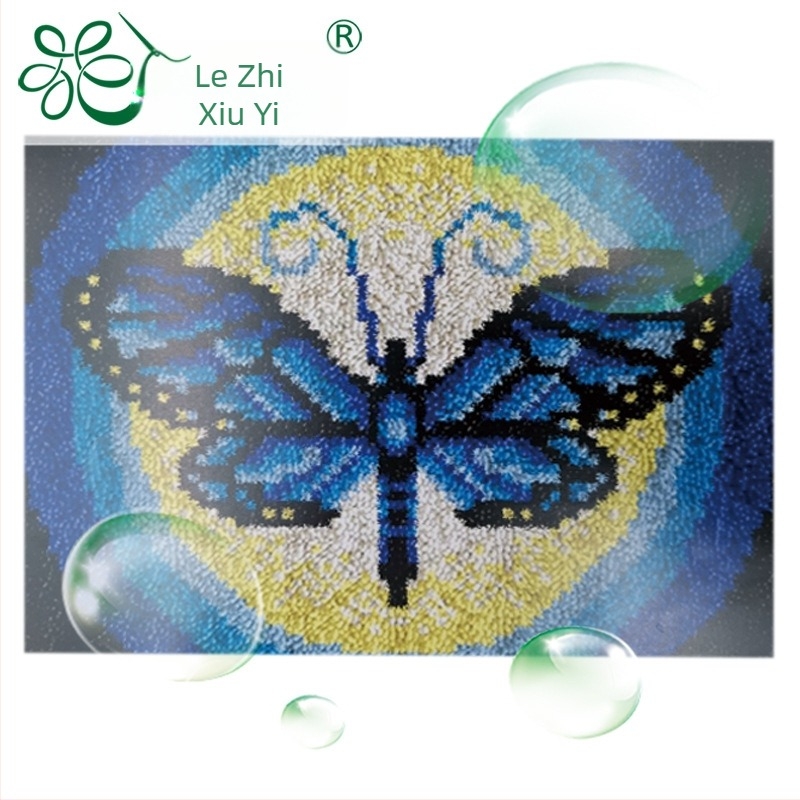 Képregény motívummal díszített, négyzet alakú szőnyegpárna, akril szálak, kézi mosás, alkalmas nappalira, hálószobára, dolgozószobára, étterembe, előszobára, erkélyre