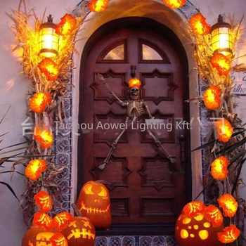 Virág alakú LED-sorfény, 10 LED, PVC burkolat, akkumulátoros tápegység, meleg fény 3000K