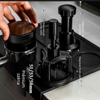 Por adagoló egyszerű stílusú; nem kézzel készített