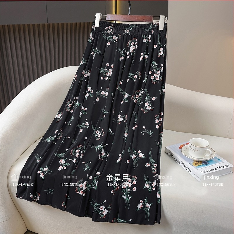 A-vonalú midi szoknya, hosszú, virágos mintázat, Ice Silk, 70–80% viszkóz, enyhe nyújthatóság, 2025 nyár