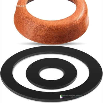 Öntöttvas kézi vízszivattyú kútfejhez való kiegészítő – bőr tál, bőr párna és bőr gyűrű; Qt, kód Byamz8wx