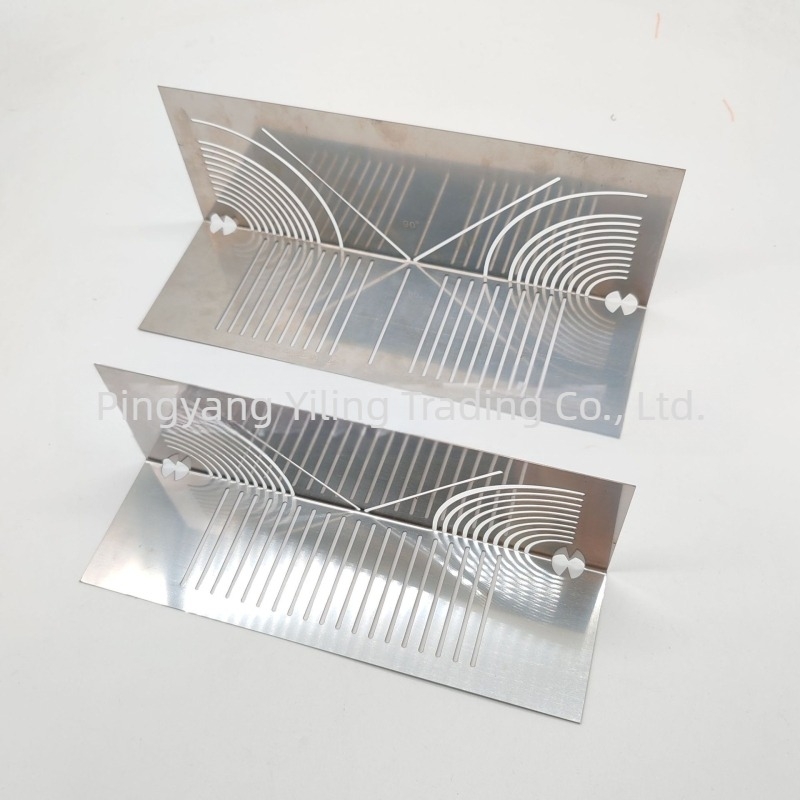 PrecisionFlex szög- és ívjelölő eszköz – fém kivitel, geometriai forma, otthoni használatra, PP zacskóban csomagolva