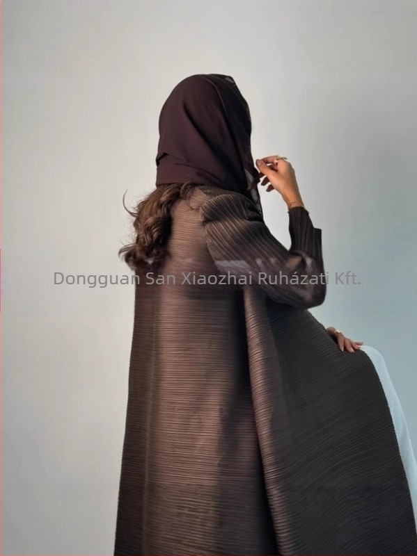 Arab abaya fodrozott mintával, hosszú ujjú, hosszított fazon, kötőzáras záródás