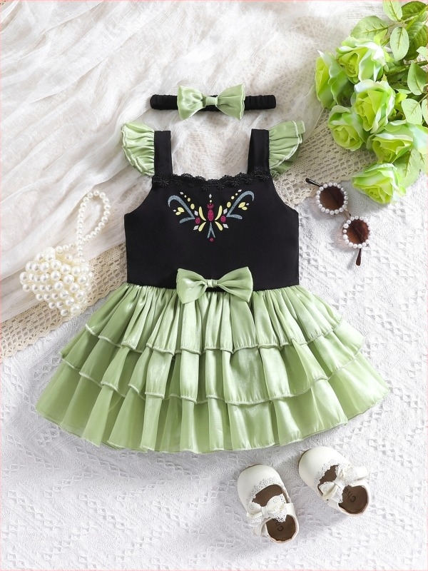 Hercegnő motívumú overál lányoknak, nyár–tavasz, poliészter anyag, rövid ujjú, dupla patentos záródás