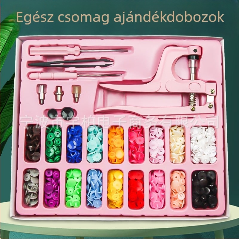 Gyanta alapú négygombos pattintós készlet farmerhez (T5), semleges csomagolás, márkátlan