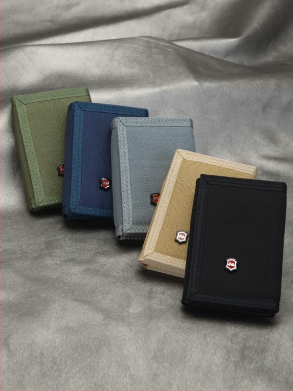 Canvas pénztárca uniszex, Velcro zárás, függőleges négyzetes kialakítás, testreszabható logó