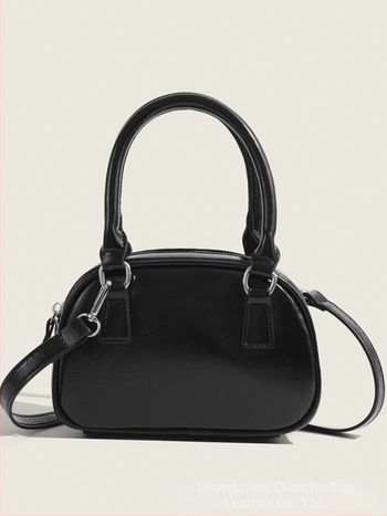 PU párnás alakú táska cipzáras nyitással, poliészter bélés, belső rejtett zseb cipzárral – 2025 tavasz