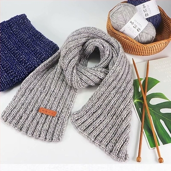 Kézimű kötéshez való fonal, keverék; Összetétel: nyúl velúr és módosított poliészter; fonal forma: vonal; fonás folyamata: gyűrűs fonás; csavarás: 10