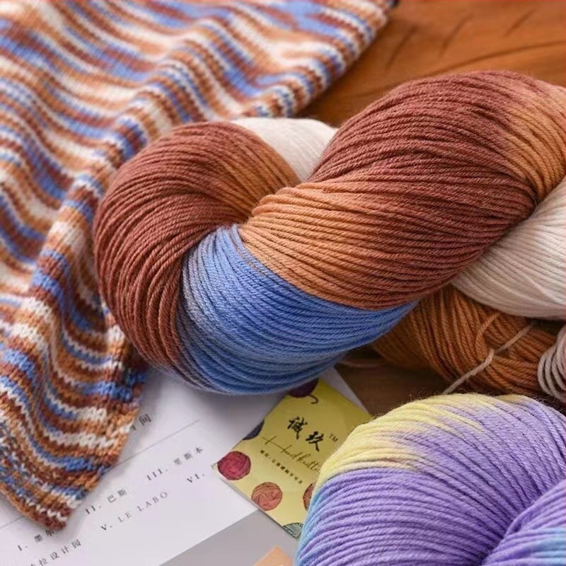 Sálhoz horgoláshoz való gyapjúfonal, fél-worstead, csoportos szál, márka Jiesheng