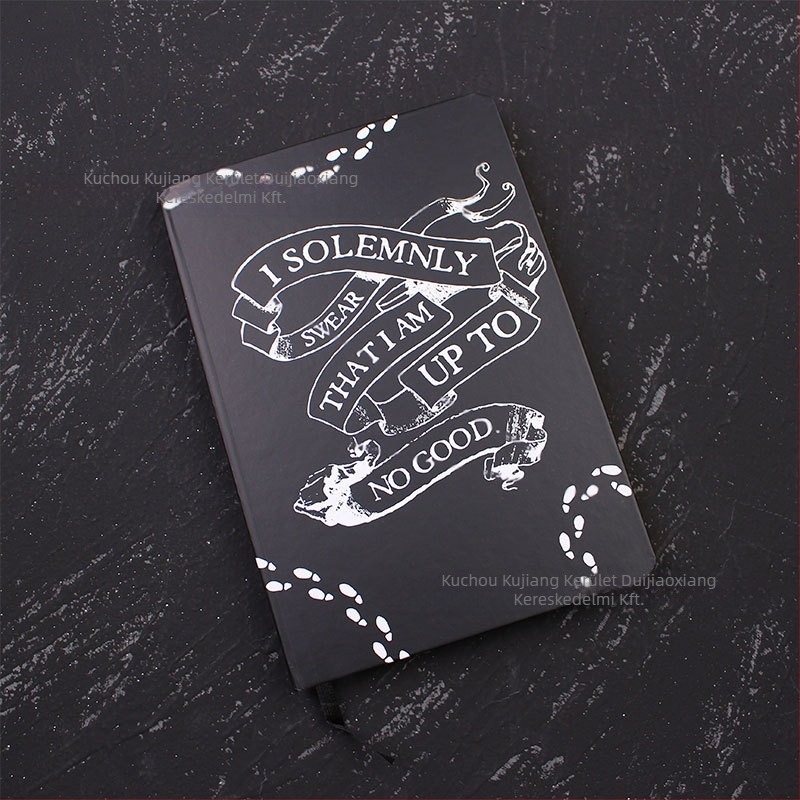 Diagon Alley jegyzetfüzet műbőrborítóval, ragasztó kötés, offset papír, 100 oldal