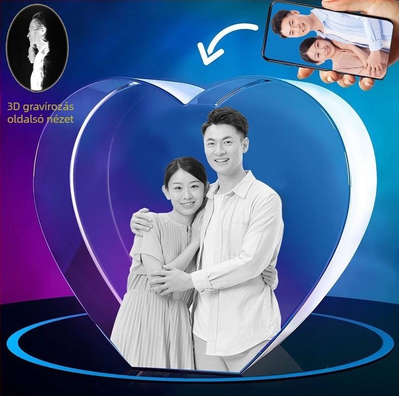 Kristály Szív – 3D lézerrel gravírozott kisállat portré a díszdobozon, anyaga: kristály, modern minimalista stílus, nettó tömeg 1,7 kg