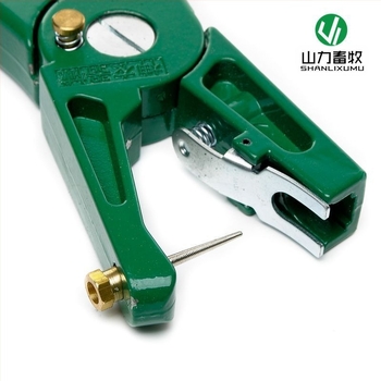 Xingnong fülcímke fogó, modell Ear pliers, szarvasmarhákhoz, juhokhoz és sertésekhez, azonosító berendezés