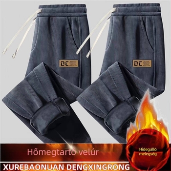 Kordbársony férfi nadrág fleece-béléssel, téli sportos-napi viselet, lazán szabott, középső derekú, mintás betűkkel