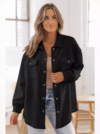 Női közepes hosszúságú kardigán-ing, egyszínű, gallérral, hosszú ujjú, poliészter-elasztán anyag, kolázsvarrás