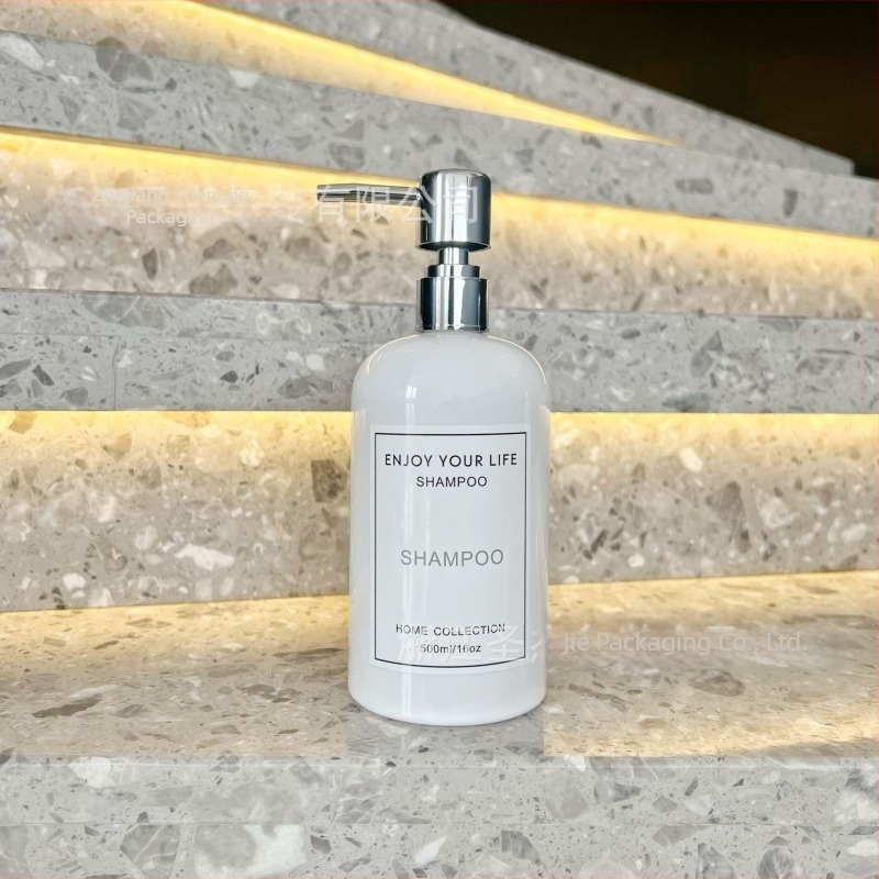Sampont és tusfürdő adagoló palack, fújt műanyagból, nyomógombos kupakkal, Shengjie packaging