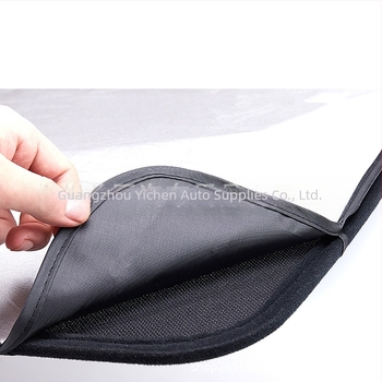 Tesla Model Y tetőfedő napvédő háló – nejlon háló, rögzítés szívócsészékkel, tömeg 0.9 kg, logónyomtatás elérhető, kompatibilis különleges autókhoz