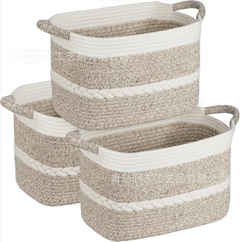 Nagy kapacitású pamutfonalból szőtt tárolókosár, modern minimalista stílus, otthonra és irodába, ideális nassolnivalók és apró holmik tárolására.