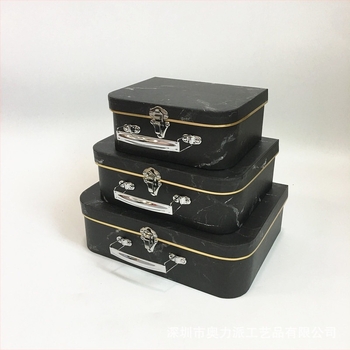 Háromrészes márvány mintázatú doboz készlet kézi hordozóval – esküvői, virág- és nassolnivaló csomagoláshoz; papír/karton anyag, offset nyomtatás, logó nyomtatás, testreszabható feldolgozás