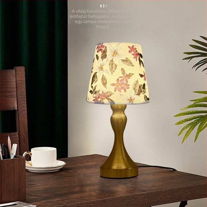 H301 modern asztali lámpa textil árnyékolóval, fém talppal, USB csatlakozóval, háromszínű állítható fény, éjszakai/olvasó/környezeti fény