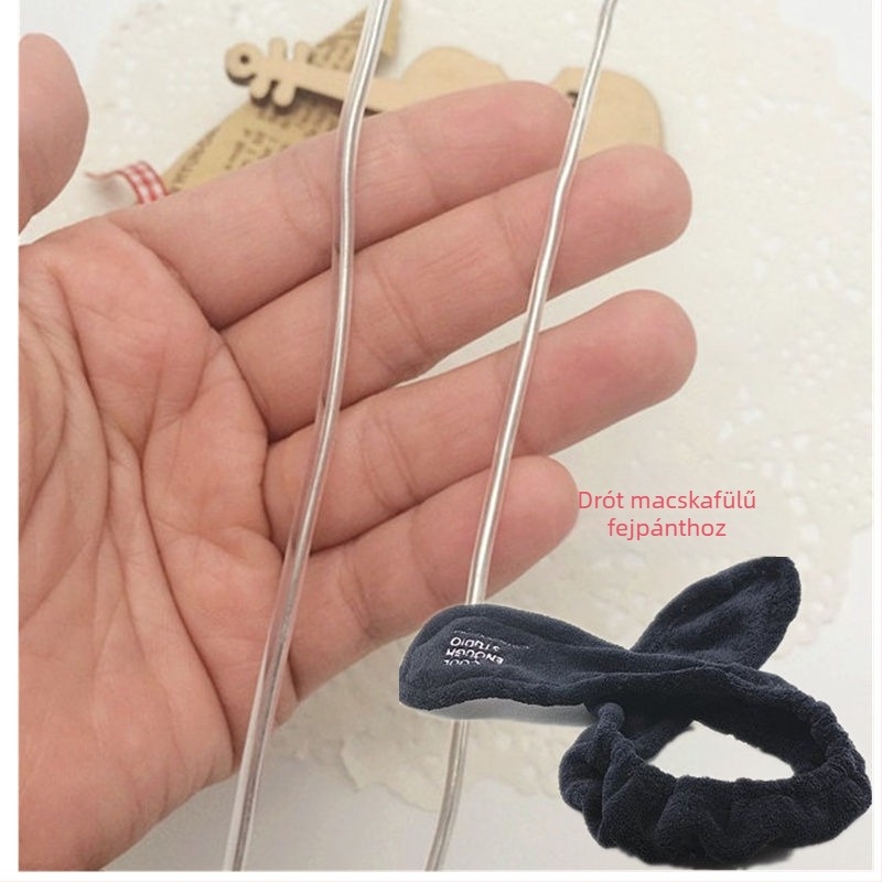Összecsukható belső vasdrót a szalma napellenes sapka karimájának formázásához; puha vasdrót a karima megtámasztásához