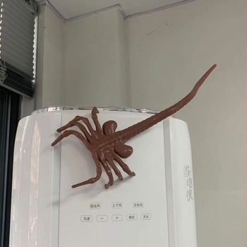 Telefon-tartó – Alien Romulus Facehugger, műanyag, Skorpió stílus