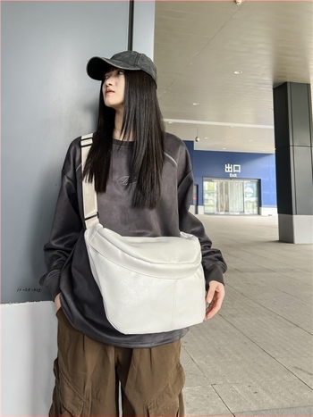 PU bőr férfi crossbody táska, vízálló, poliészter bélés, mindennapi használatra