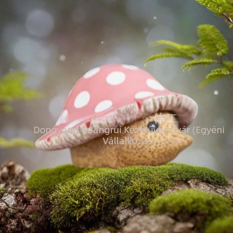 Kerti díszfigura gomba formájú egérrel — gyanta, rajzfilmszerű stílus, szobrászat