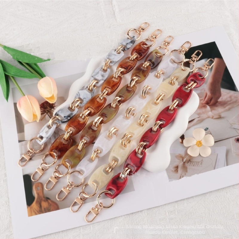 Akril lánc táskához – váll/crossbody kiegészítő, műanyag/gyanta, festett felület, kis és friss stílus, őszi 2024