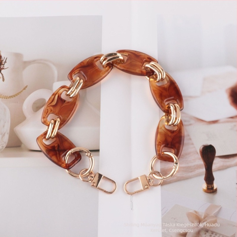 Akril lánc táskához – váll/crossbody kiegészítő, műanyag/gyanta, festett felület, kis és friss stílus, őszi 2024