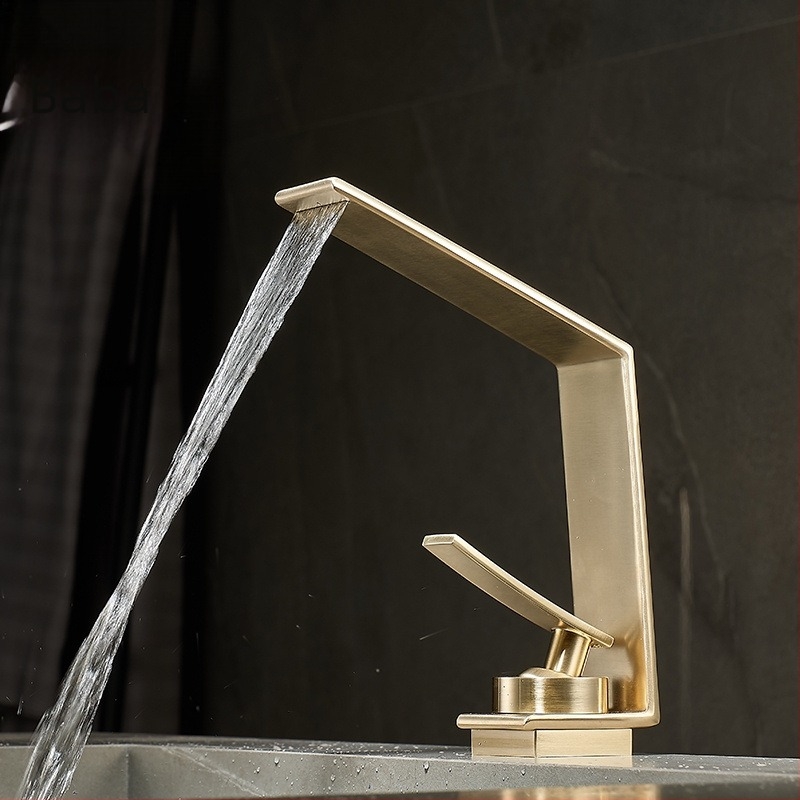 Furdőszobai mosdócsap alatti szerelés, meleg és hideg víz, réz test, keramikus kartusz, emelőkar