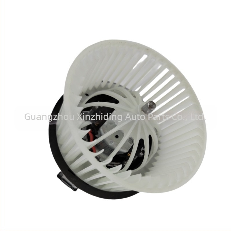 LR016627 Ventilátor a Land Rover Freelander 2 és Range Rover Evoque számára