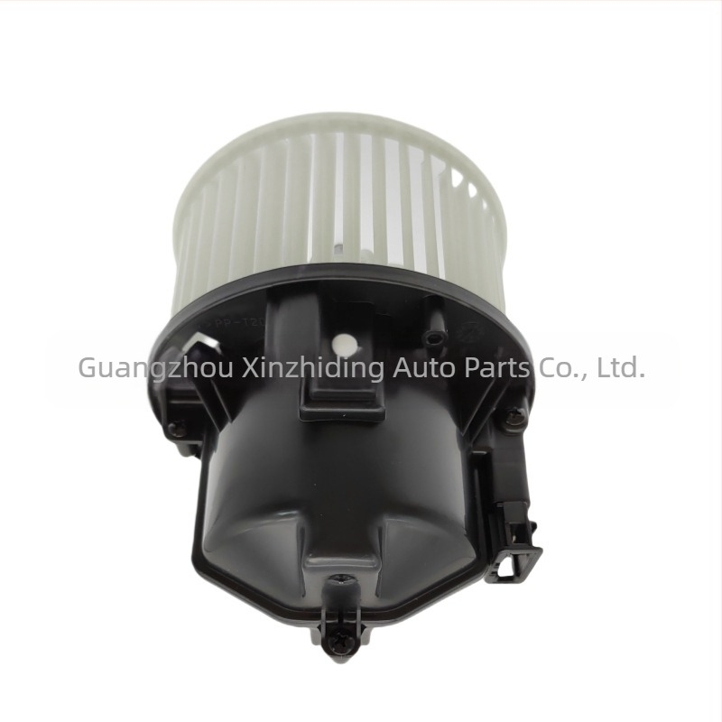 LR016627 Ventilátor a Land Rover Freelander 2 és Range Rover Evoque számára