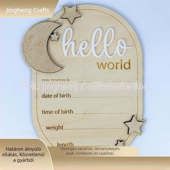Hello World fából készült születési bejelentő tábla és a baba nevének felirata