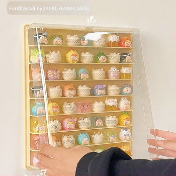 Figura tároló doboz – falra szerelhető kiállító doboz, PET anyag, 1 L kapacitás, porálló, logóval testreszabható