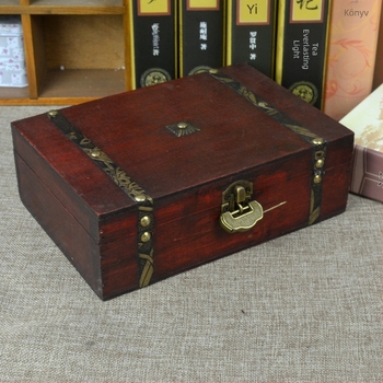 Asztali tároló zárható, antik stílusú fa doboz – rétegelt fa kivitel, fedéllel; ideális írószerek és egyéb apró Kellékek számára; modell 174190141