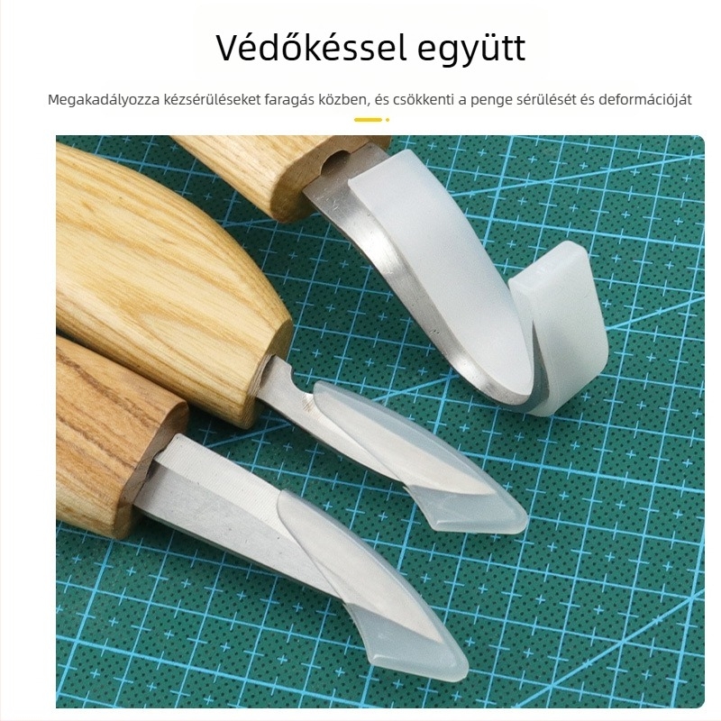 3 részes faragó eszköz készlet fához: faragó kés, kanál kés és kaparó – kézzel faragott mintákkal