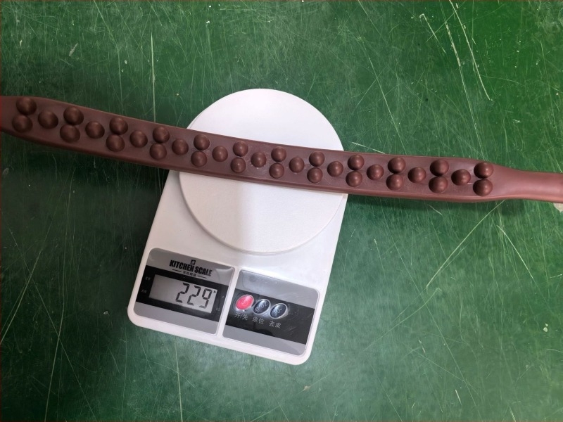 Műanyag 35 gyöngyös masszázs bot teljes test meridián masszírozáshoz, tömeg 229 g